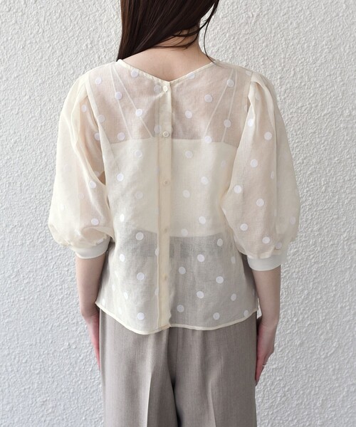 SHIPS Colors:〈手洗い可能〉シアー フロッキー ドット 5分袖 ブラウス