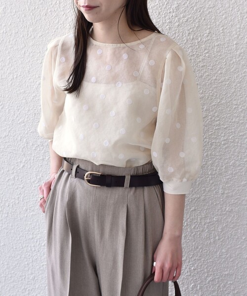 SHIPS Colors(シップス カラーズ)の「SHIPS Colors:〈手洗い可能〉シアー フロッキー ドット 5分袖 ブラウス◇(シャツ/ブラウス・レディース・オフホワイト/ブラック・ONE SIZE)」の21枚目の写真