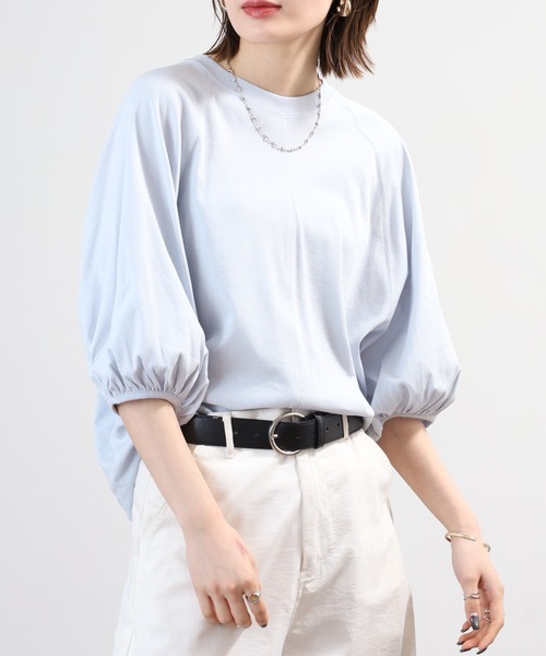OMNES(オムネス)の「汗じみ防止UV 袖ボリューム半袖プルオーバーTシャツ(Tシャツ/カットソー・レディース・サックスブルー/ベージュ/ブラック/ホワイト・FREE)」の4枚目の写真