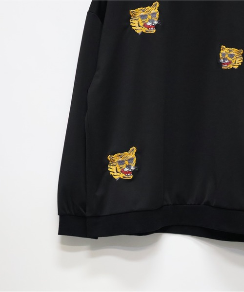 ATELANE（アテレーン）の「ATELANE/ストレッチポンチ ランダム刺繍L/Sクルー（スウェット・メンズ・ホワイト/ベージュ/チャコールグレー/ブラック・MEDIUM/LARGE）」の18枚目の写真