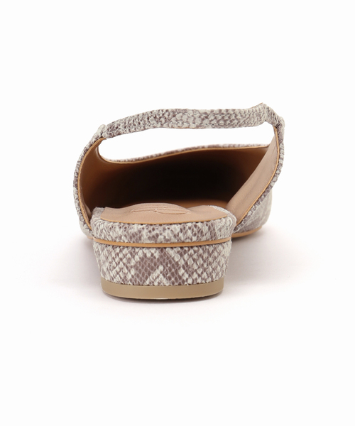 Spick & Span（スピックアンドスパン）の「《WEB限定》Spick & Span バックストラップパンプス（パイソン）（パンプス・レディース・ベージュ・37/36/38）」の5枚目の写真