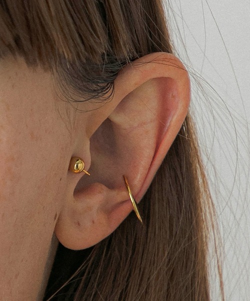 LAPUIS(ラピュイ)の「LAPUIS(ラピュイ)Tragus cuff & ear cuff set(イヤーカフ・レディース・マルチ/ゴールド・FREE)」の1枚目の写真