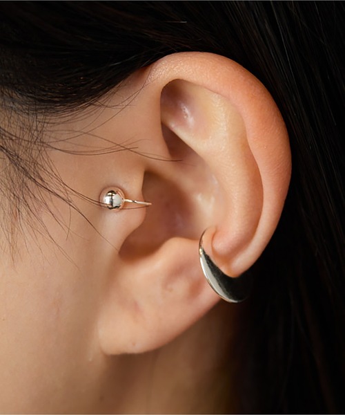 LAPUIS(ラピュイ)の「LAPUIS(ラピュイ)Tragus cuff & ear cuff set(イヤーカフ・レディース・マルチ/ゴールド・FREE)」の7枚目の写真