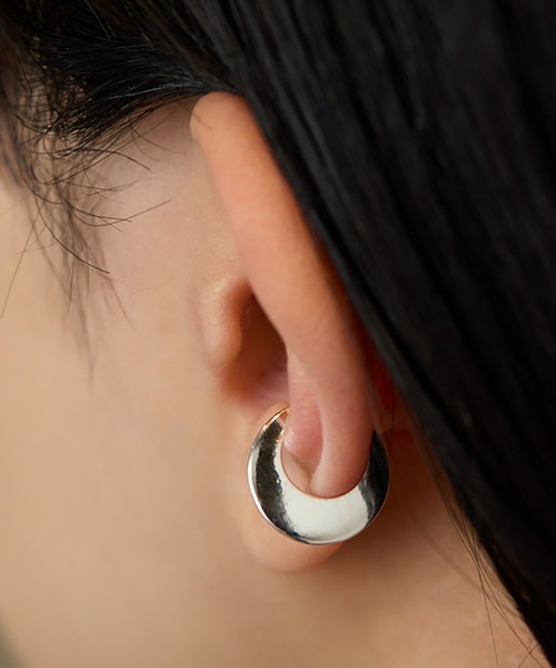LAPUIS(ラピュイ)の「LAPUIS(ラピュイ)Tragus cuff & ear cuff set(イヤーカフ・レディース・マルチ/ゴールド・FREE)」の10枚目の写真