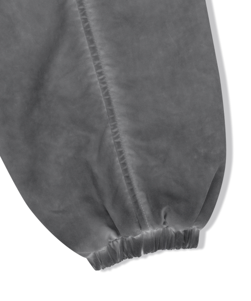 BROWNBREATH（ブラウンブレス）の「PIGMENT WASHED WINDBREAKER JACKET - CHARCOAL（その他アウター・レディース・その他・SMALL/MEDIUM/LARGE/X-LARGE）」の10枚目の写真