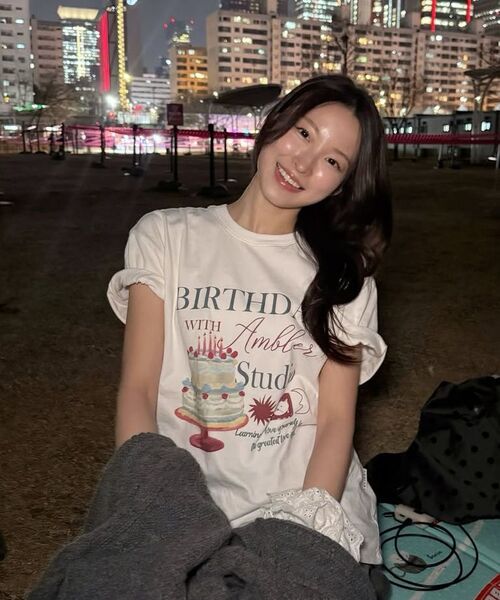ambler(エムブラー)の「ハッピーバースデー グラフィック 半袖Tシャツ AS1301 (アイボリー)(Tシャツ/カットソー・レディース・その他・SMALL/MEDIUM/LARGE)」の8枚目の写真