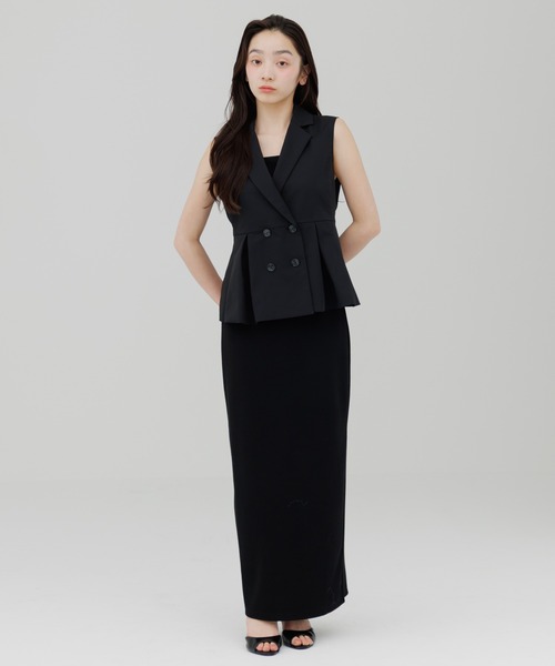 SENEE(セニー)の「tailored trench gilet(テーラードトレンチジレ)(ベスト・レディース・ベージュ/ブラック・FREE)」の9枚目の写真