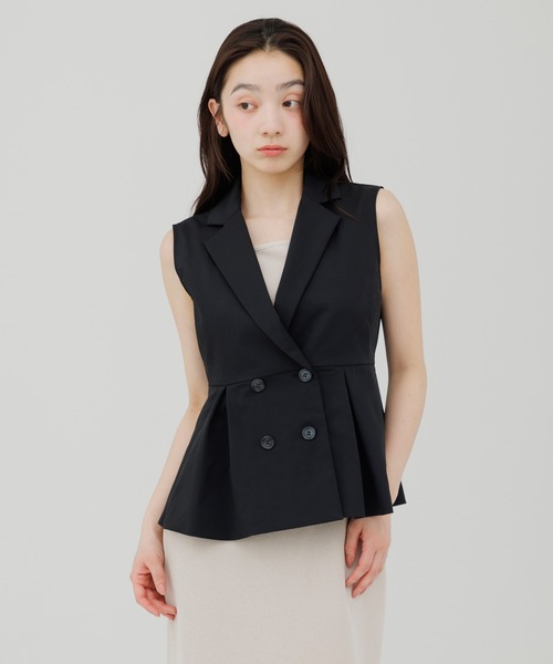 SENEE(セニー)の「tailored trench gilet(テーラードトレンチジレ)(ベスト・レディース・ベージュ/ブラック・FREE)」の6枚目の写真