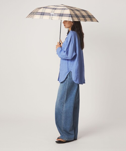 Traditional Weatherwear(トラディショナルウェザーウェア)の「【WEB限定】<Traditional Weatherwear>オートマティック 傘 / 折りたたみ(折りたたみ傘・レディース・ダークグリーン/レッド/ベージュ・FREE)」の7枚目の写真