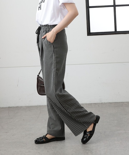 COLONY 2139（コロニートゥーワンスリーナイン）の「ストライプイージーパンツ（その他パンツ・レディース・ブラック/グレー/ネイビー・SMALL/MEDIUM/LARGE）」の8枚目の写真