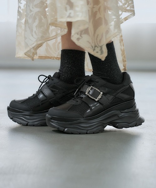 HARE(ハレ)の「ベルトデザインメッシュスニーカー(HARE)(スニーカー・レディース・ブラック/シルバー・LARGE/MEDIUM)」の13枚目の写真