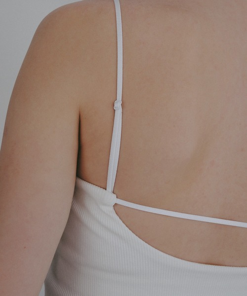 MANOF(マノフ)の「BACK OPEN SHORT CAMISOLE(キャミソール・レディース・ホワイト/ブラック・S/M)」の16枚目の写真