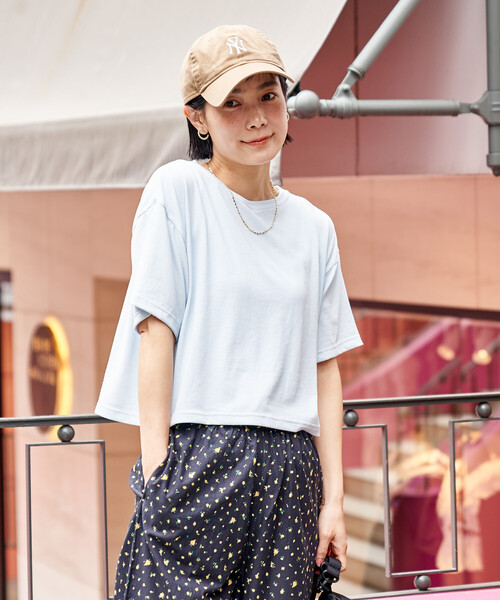 FREAK'S STORE(フリークスストア)の「<汗ジミ防止> 天竺コンパクトクロップドTシャツ/遮熱/UVカット(Tシャツ/カットソー・レディース・サックスブルー/ブラウン/オフホワイト/チャコール・フリ-)」の19枚目の写真