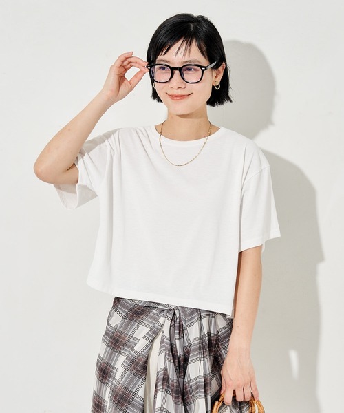 FREAK'S STORE(フリークスストア)の「<汗ジミ防止> 天竺コンパクトクロップドTシャツ/遮熱/UVカット(Tシャツ/カットソー・レディース・サックスブルー/ブラウン/オフホワイト/チャコール・フリ-)」の2枚目の写真