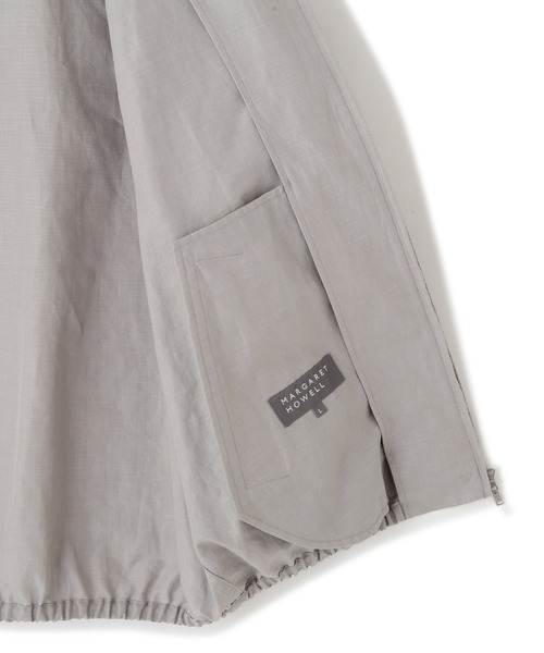 MARGARET HOWELL(マーガレットハウエル)の「COTTON RAMIE POPLIN(ブルゾン・メンズ・グレー・SMALL/MEDIUM/LARGE)」の7枚目の写真
