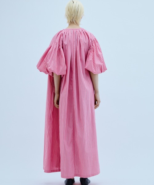 PERNA(ペルナ)の「ストライプハーフスリーブボリュームワンピース(ワンピース・レディース・ピンク/ブルー・MEDIUM/LARGE)」の9枚目の写真
