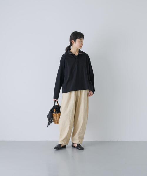 かぐれ（カグレ）の「ハーフボタンプルオーバー（Tシャツ/カットソー・レディース・ブラック/ナチュラル・FREE）」の5枚目の写真