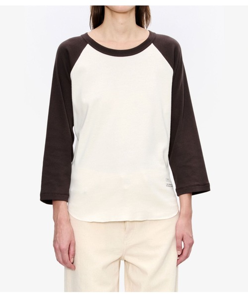 A.P.C.(アーペーセー)の「TOP CLARA(Tシャツ/カットソー・レディース・ブラウン系その他・S/M)」の4枚目の写真