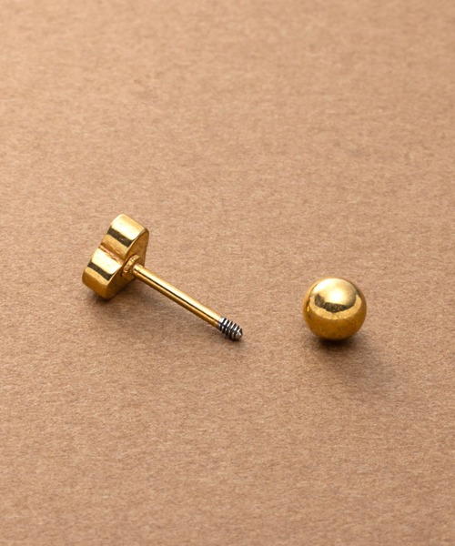 Cream dot.（クリームドット）の「【サージカルステンレス】カラーハートモチーフのステンレス製ネジロック式ピアス（ピアス（両耳用）・レディース・シルバー系その他3/シルバー系その他/シルバー系その他2/シルバー/ゴールド系その他3/ゴールド系その他2/ゴールド系その他/ゴールド・ONE SIZE）」の16枚目の写真