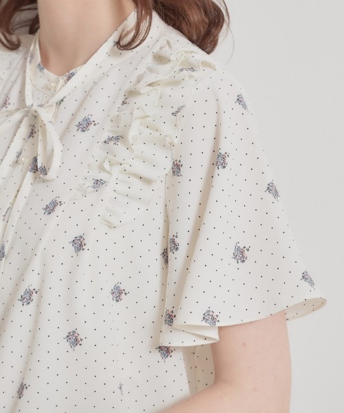 couture brooch（クチュールブローチ）の「【洗える】ドットフラワー ブラウス（シャツ/ブラウス・レディース・ブルー系その他/ダークグレー/ライトグレー・42/40/38/36）」の5枚目の写真