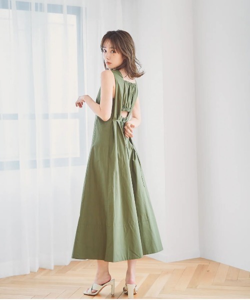N WITH.(エヌウィズ)の「バックオープンワンピース/ウエストリボンデザイン × Aラインシルエット(ワンピース・レディース・カーキ・FREE)」の6枚目の写真