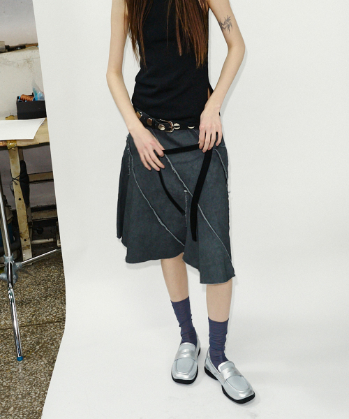KHIHO（キホ）の「エロ ローファースニーカー メッシュ シルバー（ローファー・レディース・シルバー・23cm/23.5cm/24cm/24.5cm/25cm）」の7枚目の写真