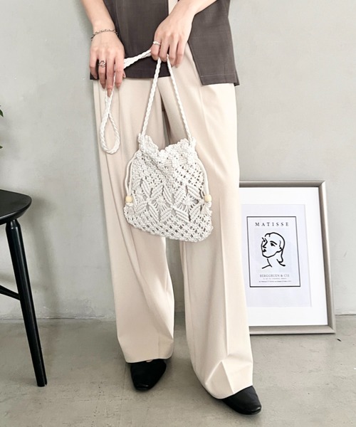 wears(ウェアーズ)の「マクラメ編み巾着ショルダーバッグ(ショルダーバッグ・レディース・ベージュ/アイボリー/ホワイト・FREE)」の13枚目の写真