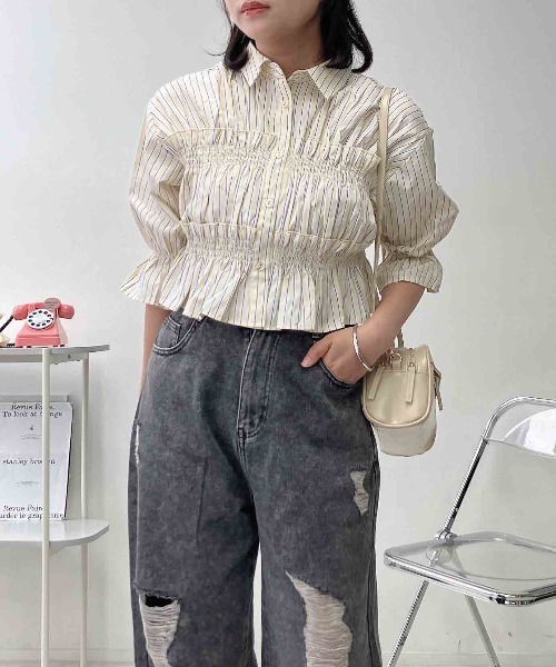 AS KNOW AS plus(アズノゥアズプラス)の「○フロントフリルシャーリング5分袖ブラウス(シャツ/ブラウス・レディース・ネイビー系/オフホワイト/サックスブルー/イエロー系・FREE)」の19枚目の写真