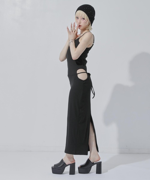 ANAP(アナップ)の「テレコリブ キャミワンピース(ワンピース・レディース・ブラック/ベージュ・F)」の4枚目の写真
