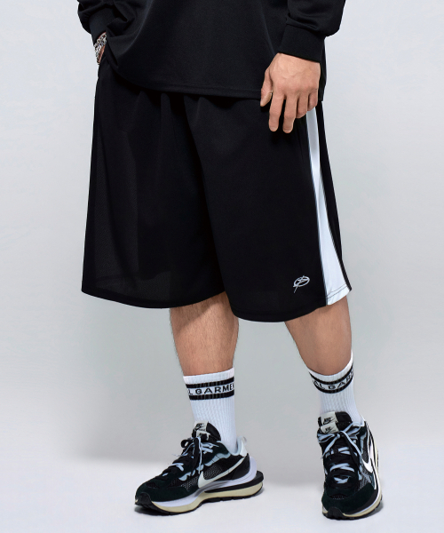 PHYSICAL GARMENTS（フィジカルガーメンツ）の「P2611 クールメッシュパイピングバミューダパンツ [ブラック]（スウェットパンツ・レディース・ブラック・1/2）」の3枚目の写真