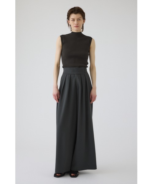 RIM.ARK(リムアーク)の「Washable basic N/S knit ウォッシャブル ベーシック ノースリーブ ニット(ニット/セーター・レディース・ブラック/ブラウン/カーキ/ベージュ・FREE)」の4枚目の写真
