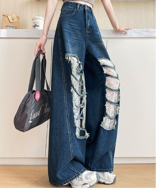 &soiree(アンドソワレ)の「レースレイヤードカーブデニムパンツ(デニムパンツ・レディース・インディゴブルー/ブルー・X-SMALL/SMALL/MEDIUM/LARGE/X-LARGE)」の3枚目の写真