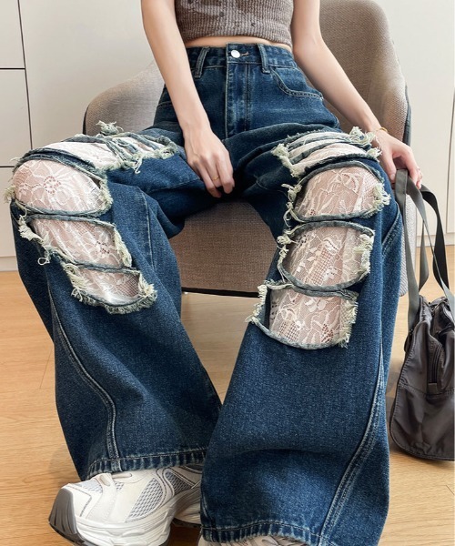 &soiree(アンドソワレ)の「レースレイヤードカーブデニムパンツ(デニムパンツ・レディース・インディゴブルー/ブルー・X-SMALL/SMALL/MEDIUM/LARGE/X-LARGE)」の4枚目の写真
