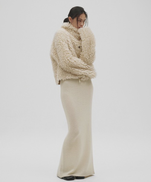 TODAYFUL(トゥデイフル)の「Fur Short Coat(ムートンコート・レディース・アイボリー・38inch/36inch)」の6枚目の写真