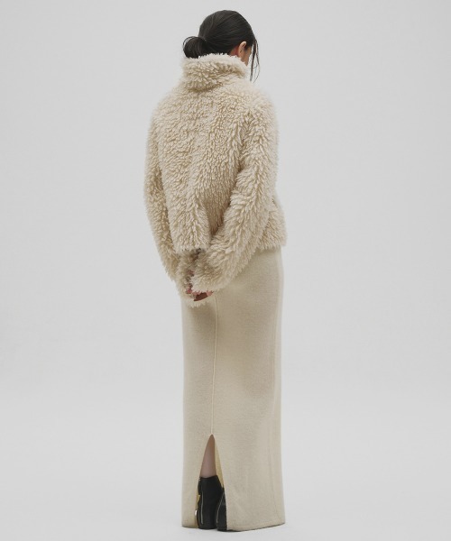 TODAYFUL(トゥデイフル)の「Fur Short Coat(ムートンコート・レディース・アイボリー・38inch/36inch)」の7枚目の写真