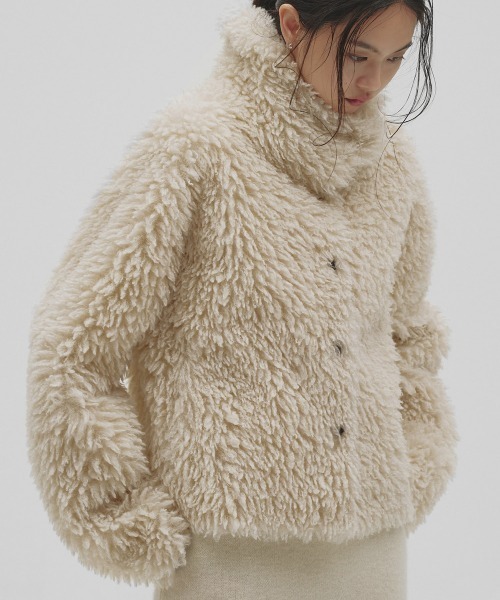 TODAYFUL(トゥデイフル)の「Fur Short Coat(ムートンコート・レディース・アイボリー・38inch/36inch)」の8枚目の写真