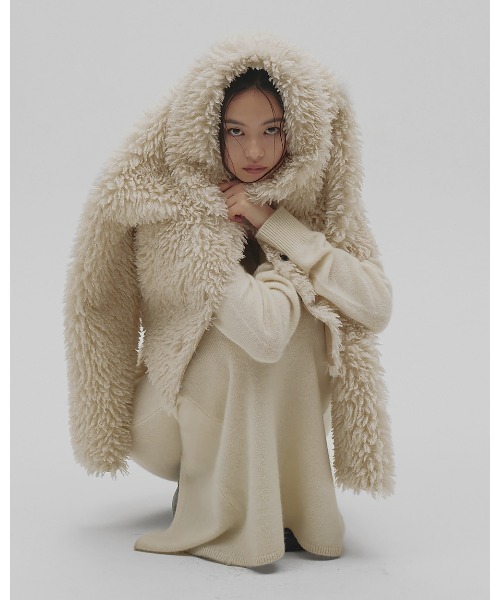 TODAYFUL(トゥデイフル)の「Fur Short Coat(ムートンコート・レディース・アイボリー・38inch/36inch)」の12枚目の写真