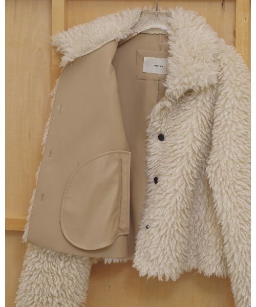 TODAYFUL(トゥデイフル)の「Fur Short Coat(ムートンコート・レディース・アイボリー・38inch/36inch)」の22枚目の写真