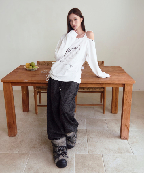 THE GREEN LAB（ザグリーンラボ）の「スタッズワンショルダー ストリングロングスリーブ [ホワイト]（Tシャツ/カットソー・レディース・その他・FREE）」の8枚目の写真