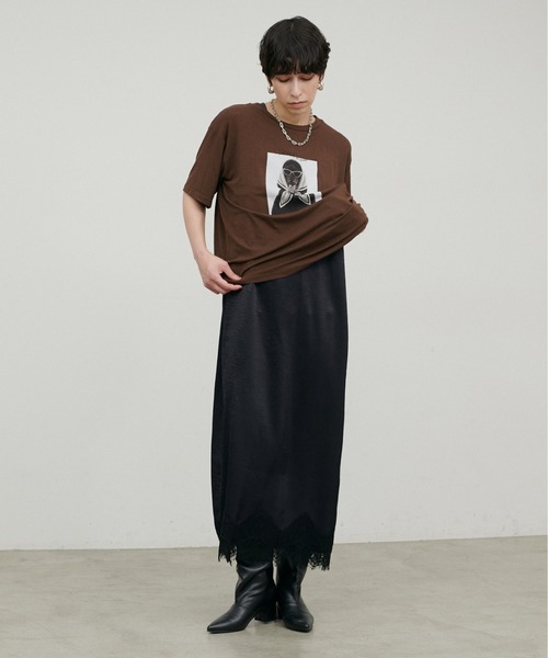 LARUTA(ラルータ)の「【LARUTA】レースツイルサテンキャミワンピース(ワンピース・レディース・オフホワイト/ブラウン/ネイビー・FREE)」の11枚目の写真