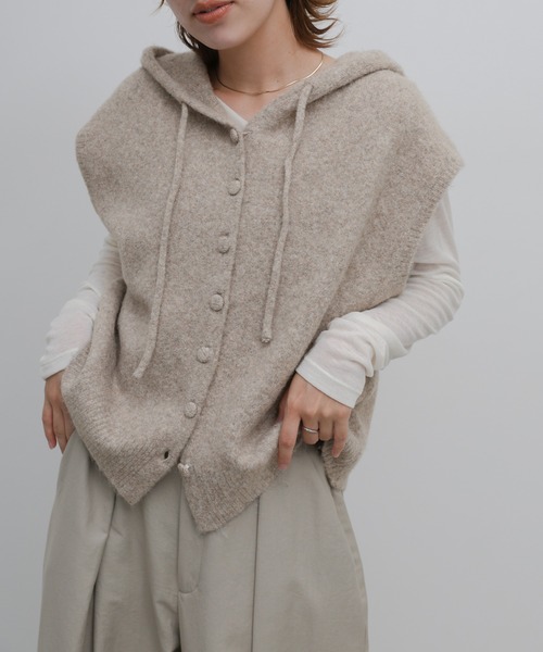 select MOCA（セレクトモカ）の「ボタンデザインモヘアライクフードベスト（ニット/セーター・レディース・グレー/ベージュ/チャコールグレー・FREE）」の21枚目の写真