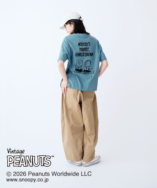 THREE FIFTY STANDARD（スリーフィフティースタンダード）の「ＰＥＡＮＵＴＳ〈スヌーピー＆フレンズ〉　リネンブレンドのプリントＴシャツ（Tシャツ/カットソー・レディース・ピンク系その他/ブルー系その他/ブラウン系その他・M/LL/L）」の12枚目の写真