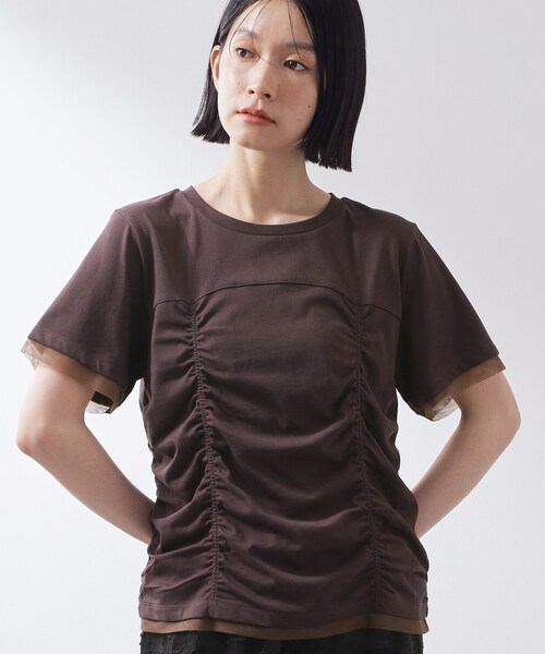 THE SHOP TK (ザ ショップ ティーケー )の「【ひんやり】シャーリングデザインカットソー(Tシャツ/カットソー・レディース・オフホワイト/ブラック/ダークブラウン・13/12)」の3枚目の写真
