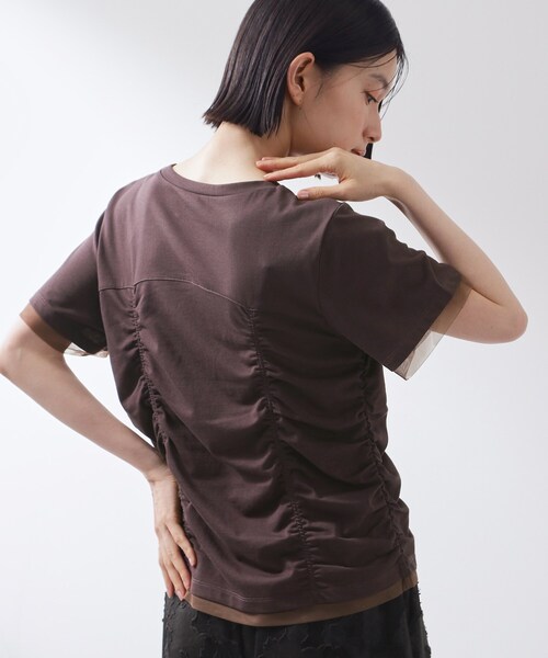 THE SHOP TK (ザ ショップ ティーケー )の「【ひんやり】シャーリングデザインカットソー(Tシャツ/カットソー・レディース・オフホワイト/ブラック/ダークブラウン・13/12)」の12枚目の写真
