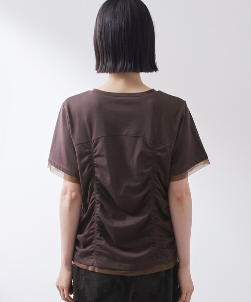 THE SHOP TK (ザ ショップ ティーケー )の「【ひんやり】シャーリングデザインカットソー(Tシャツ/カットソー・レディース・オフホワイト/ブラック/ダークブラウン・13/12)」の18枚目の写真