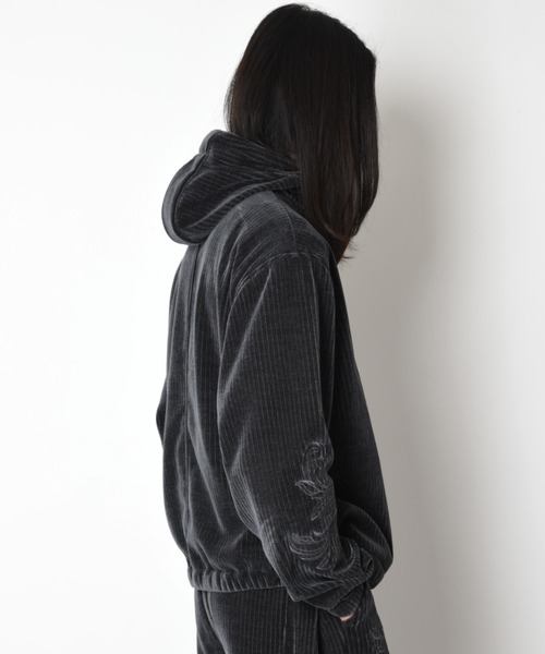 SUPERTHANKS（スーパーサンクス）の「＜オリジナル刺繍＞ストレッチコーデュロイハーフジップフーディStretch corduroy Half zip hoodie（パーカー・メンズ・ブラック/チャコールグレー・L/M/S）」の15枚目の写真