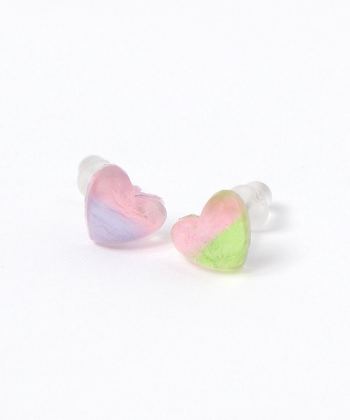 tiny tiny（ティニーティニー）の「ハートプチピアス[tiny tiny(ティニーティニー)]（ピアス（両耳用）・レディース・グリーン/ピンク・0）」の3枚目の写真