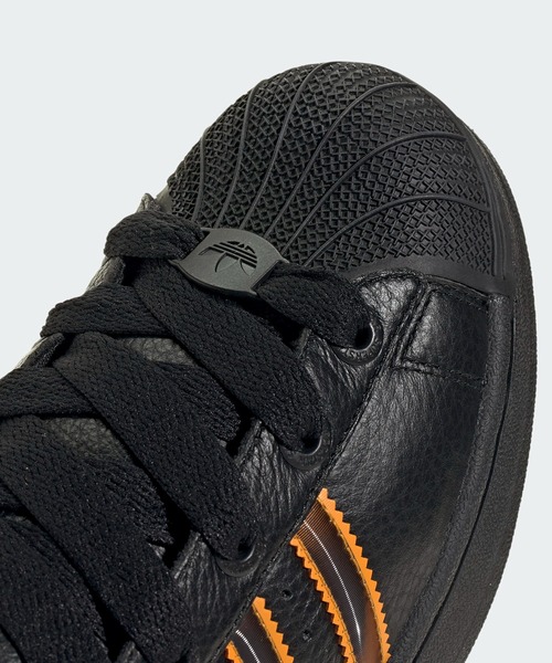 adidas(アディダス)の「スーパースター II シューズ / SUPERSTAR II / アディダスオリジナルス adidas Originals(スニーカー・レディース・ブラック・26.0cm/25.5cm/25.0cm/22.0cm/22.5cm/23.0cm/26.5cm/27.5cm/27.0cm/28.0cm/24.5cm/24.0cm/23.5cm)」の6枚目の写真