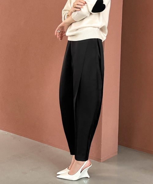 ELFRANK(エルフランク)の「【2026AW】【S~Lサイズ展開】サイドボックスプリーツカーブパンツ 洗える(その他パンツ・レディース・オフホワイト/ブラック・S/M/L)」の5枚目の写真