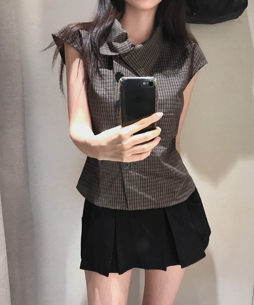 FAVORITO(ファヴォリート)の「襟付きチェック柄ブラウス(シャツ/ブラウス・レディース・ブラウン・S/L/M)」の5枚目の写真